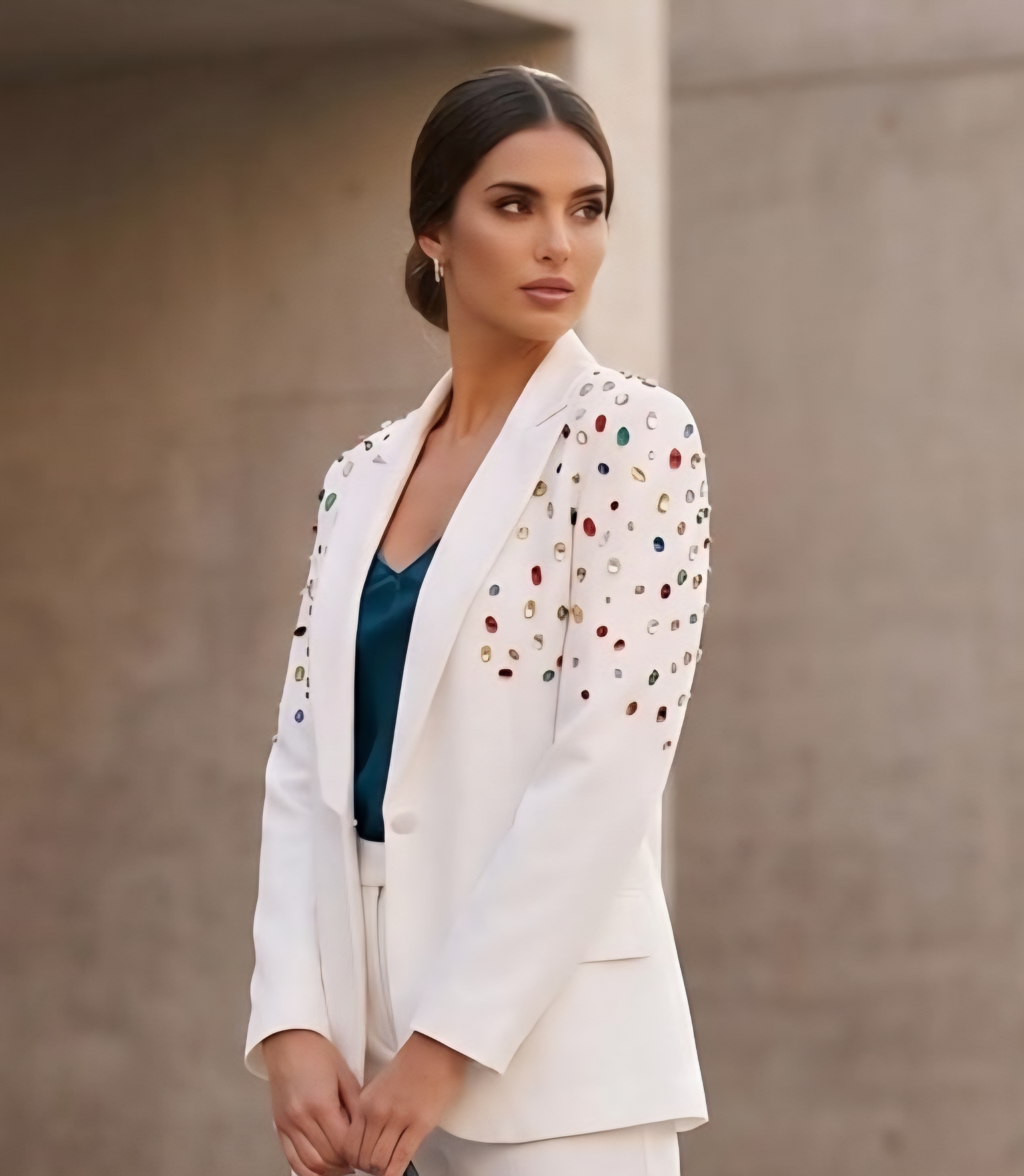 white suit swarovski - Image 3
